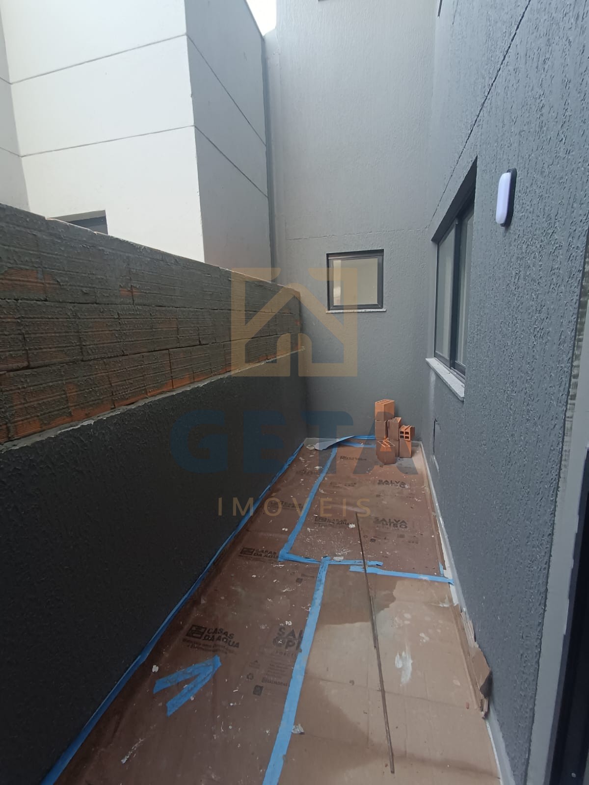 OPORTUNIDADE ÚNICA NO BAIRRO QUE MAIS VALORIZA EM CAMBORIÚ!