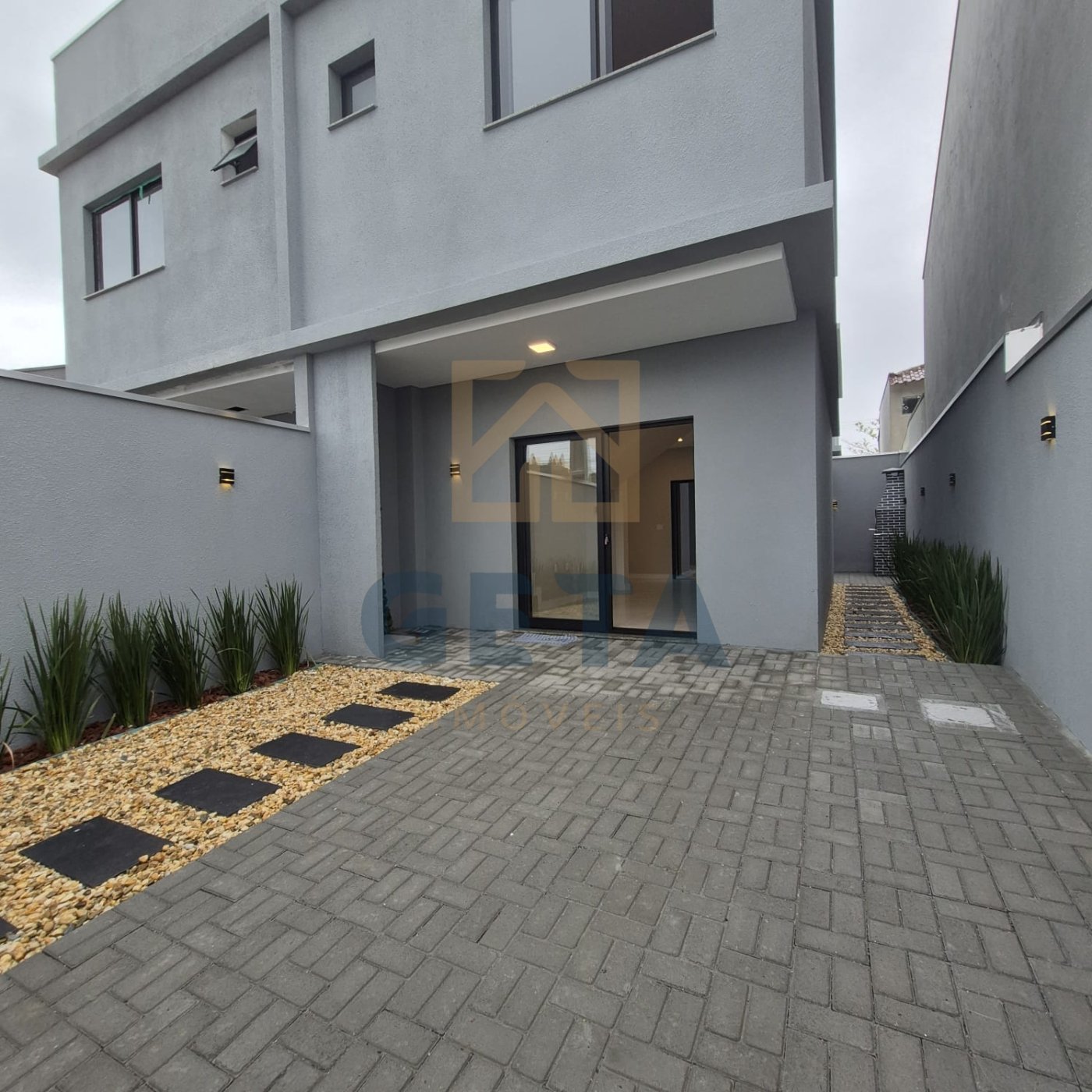 🏡✨ SOBRADOS DE ALTO PADRÃO NO BAIRRO SANTA REGINA — CAMBORIÚ