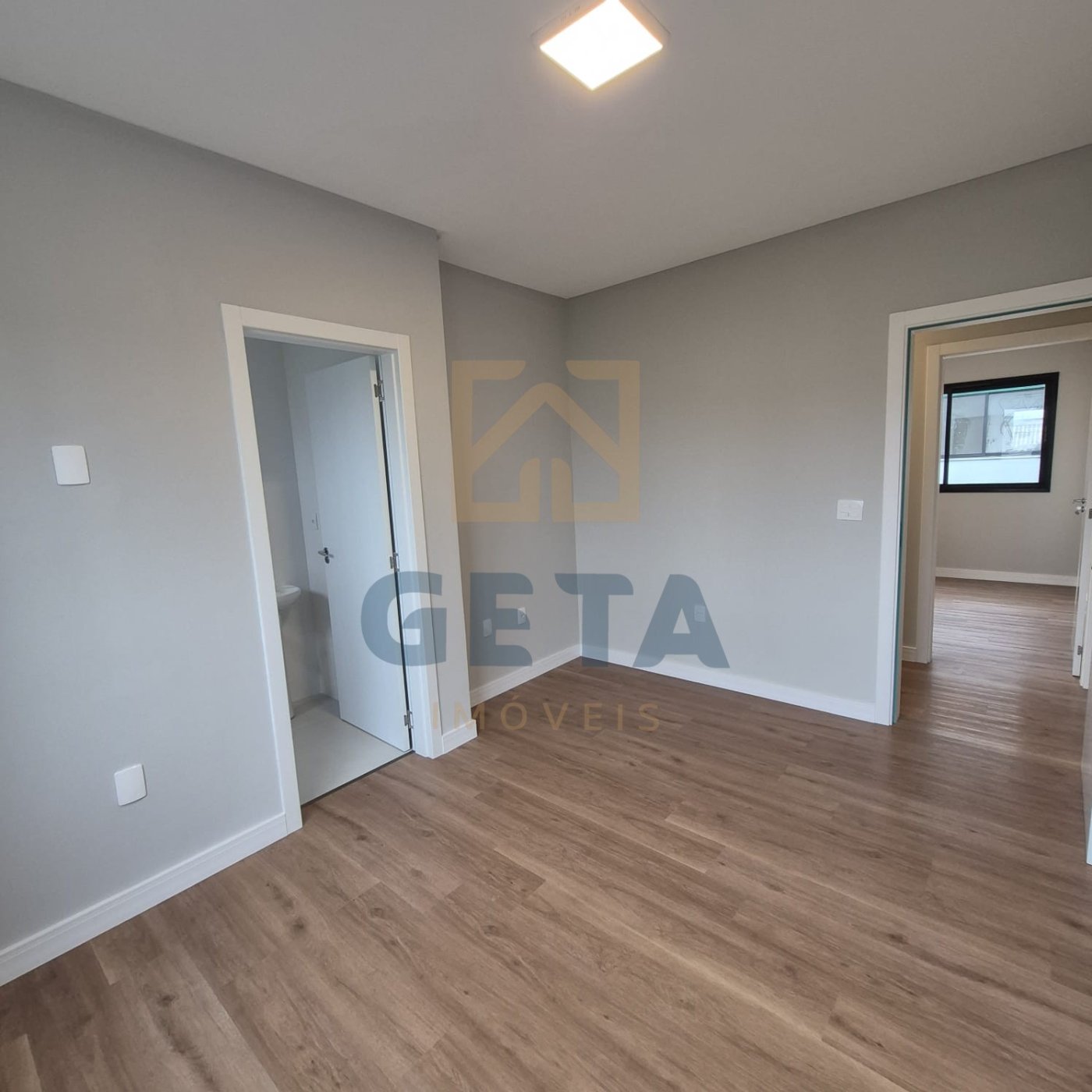 🏡✨ SOBRADOS DE ALTO PADRÃO NO BAIRRO SANTA REGINA — CAMBORIÚ