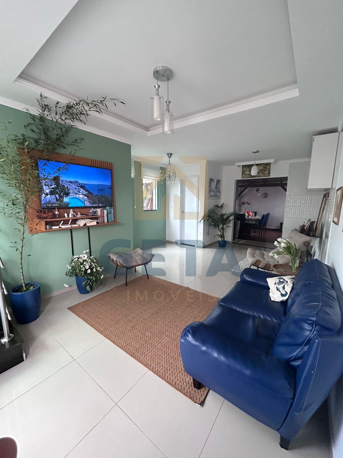  Sobrado Exclusivo à Venda em Camboriú – Pronto para Morar! 