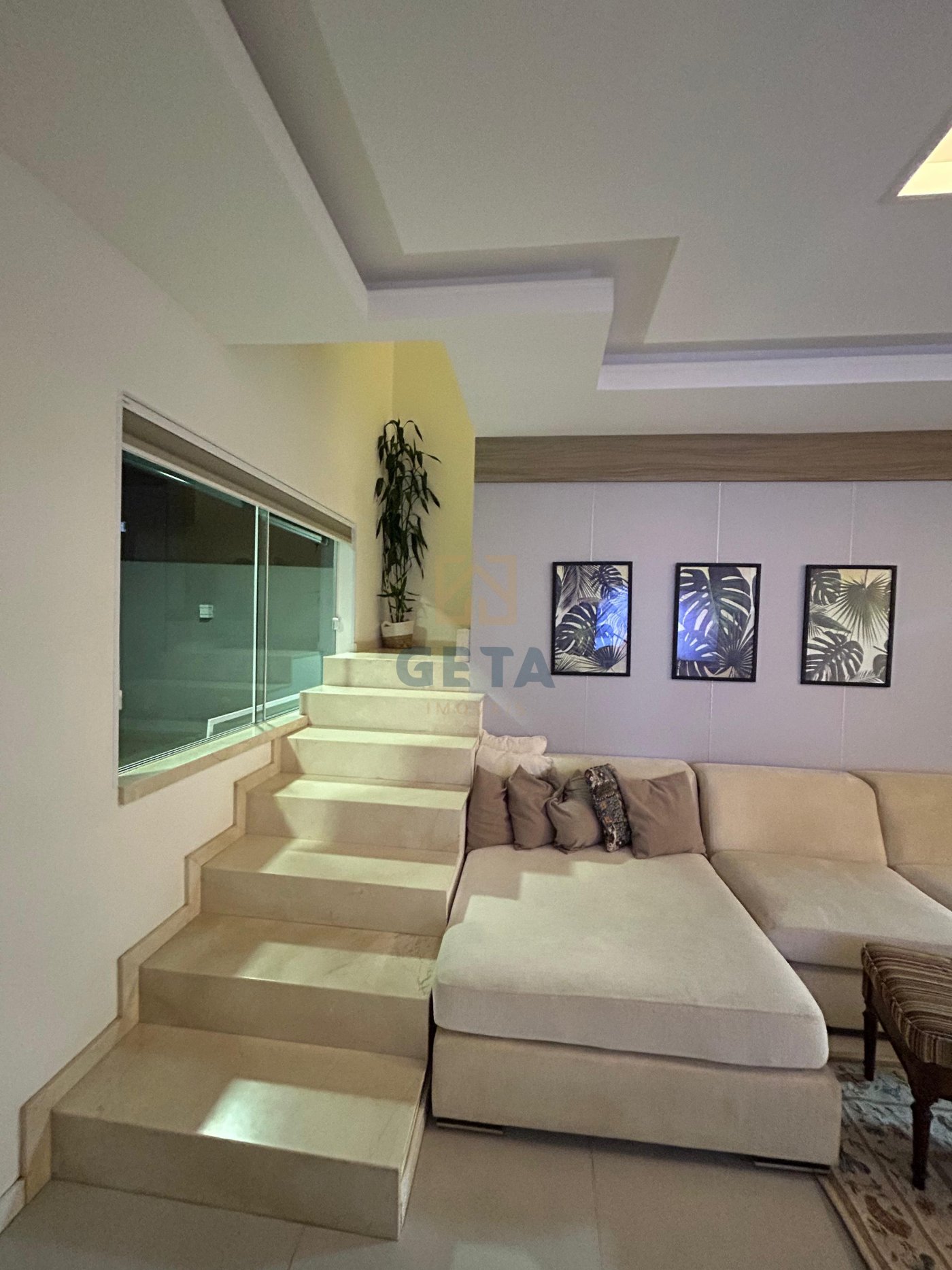  Casa dos sonhos à venda em Camboriú –no Centro de Camboriú
