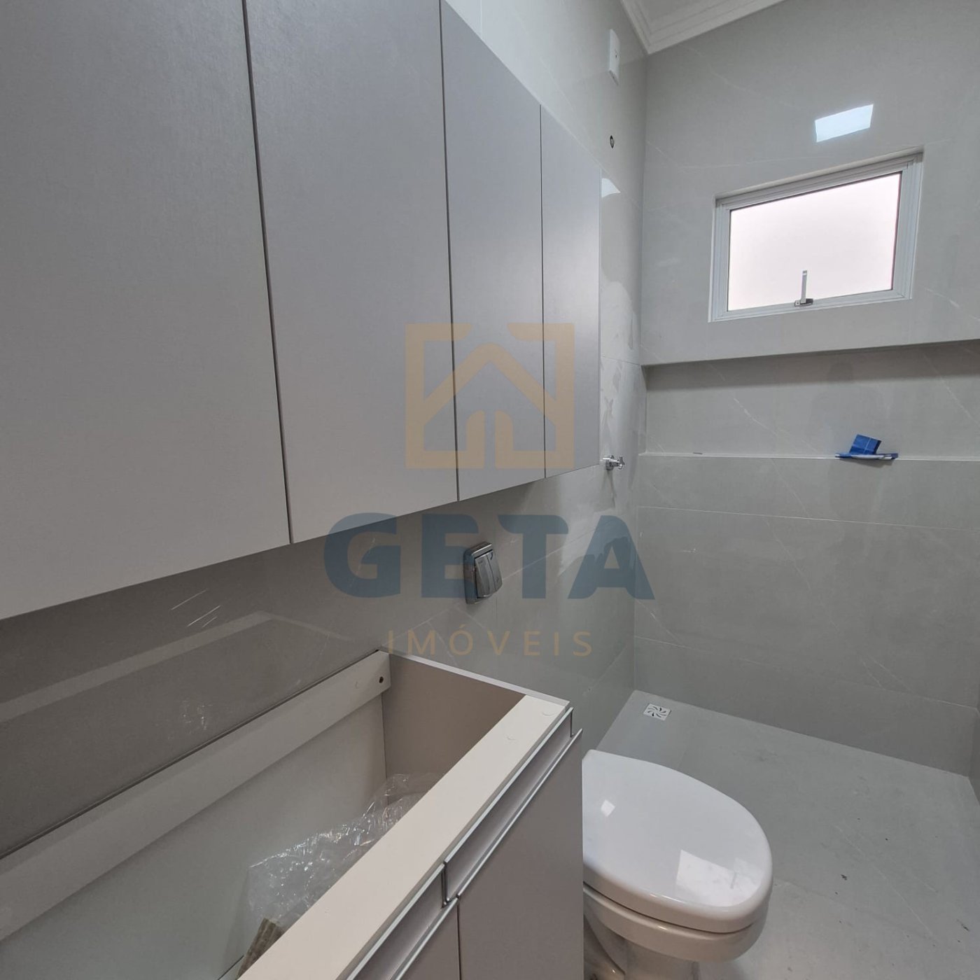 Casa semi mobiliada em Camboriú – pronta para morar!