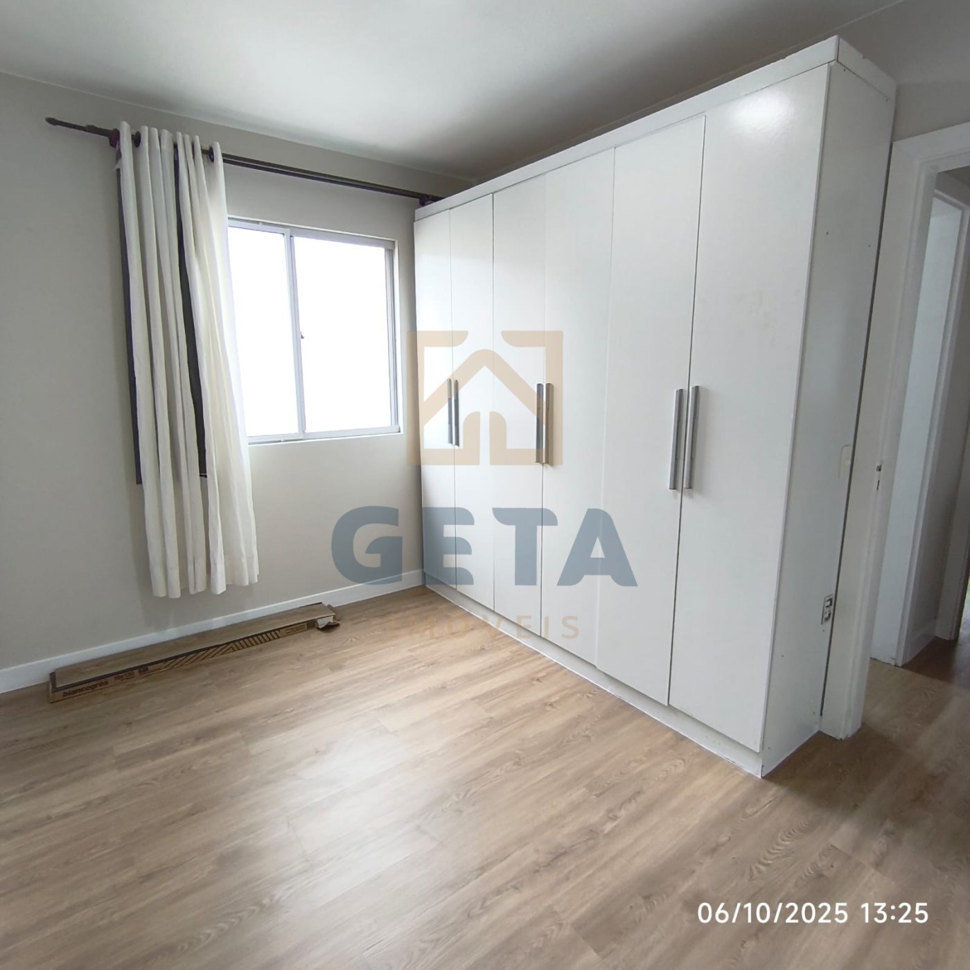 Apartamento à venda no Residencial Maria Helena — Bairro Cedros, Camboriú/SC