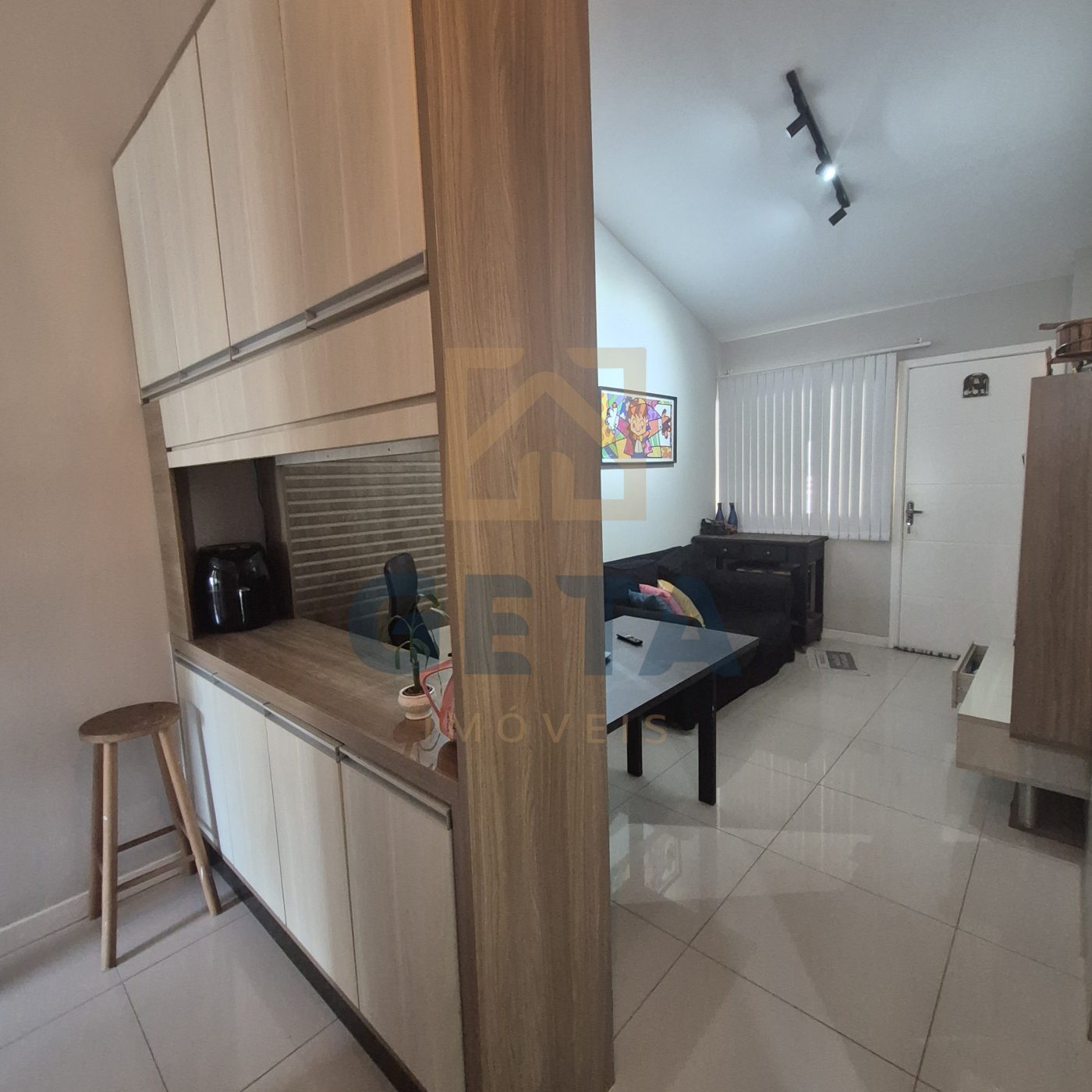 Casa à venda em condomínio fechado no bairro Lídia Duarte – Camboriú