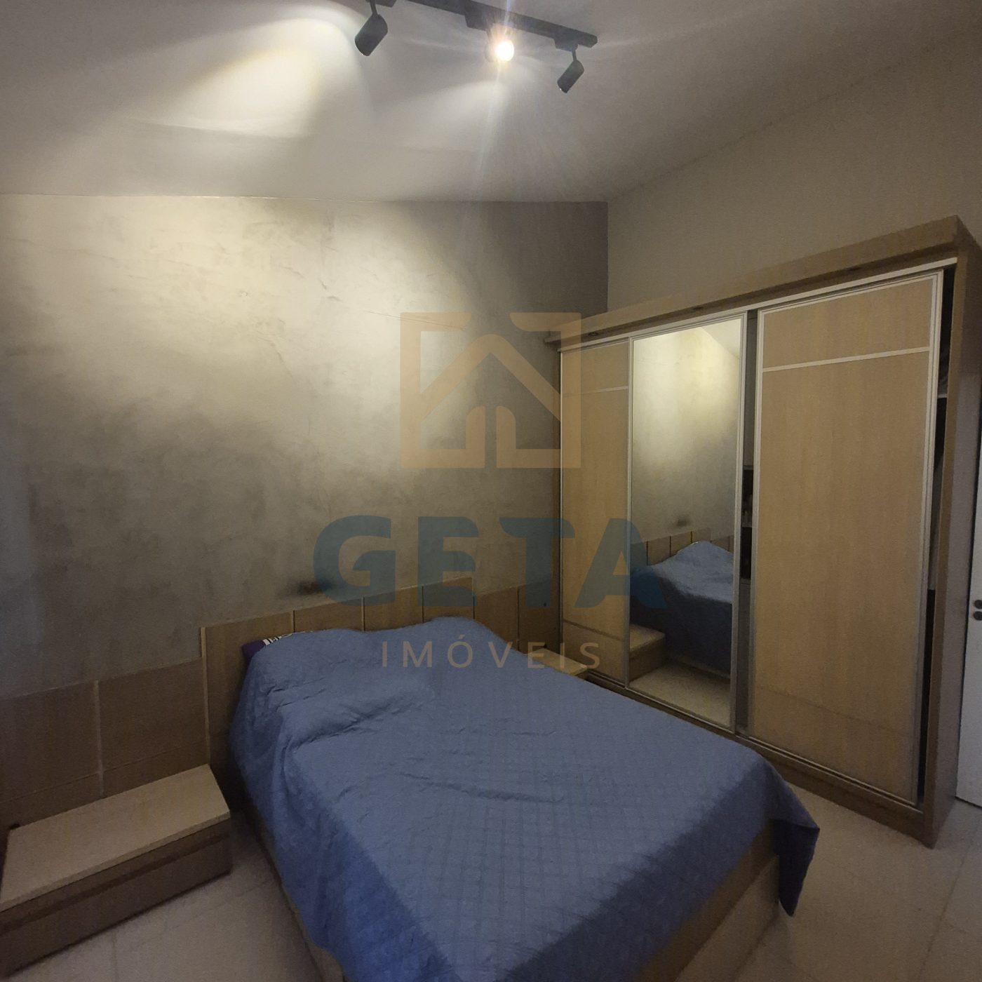 Casa à venda em condomínio fechado no bairro Lídia Duarte – Camboriú