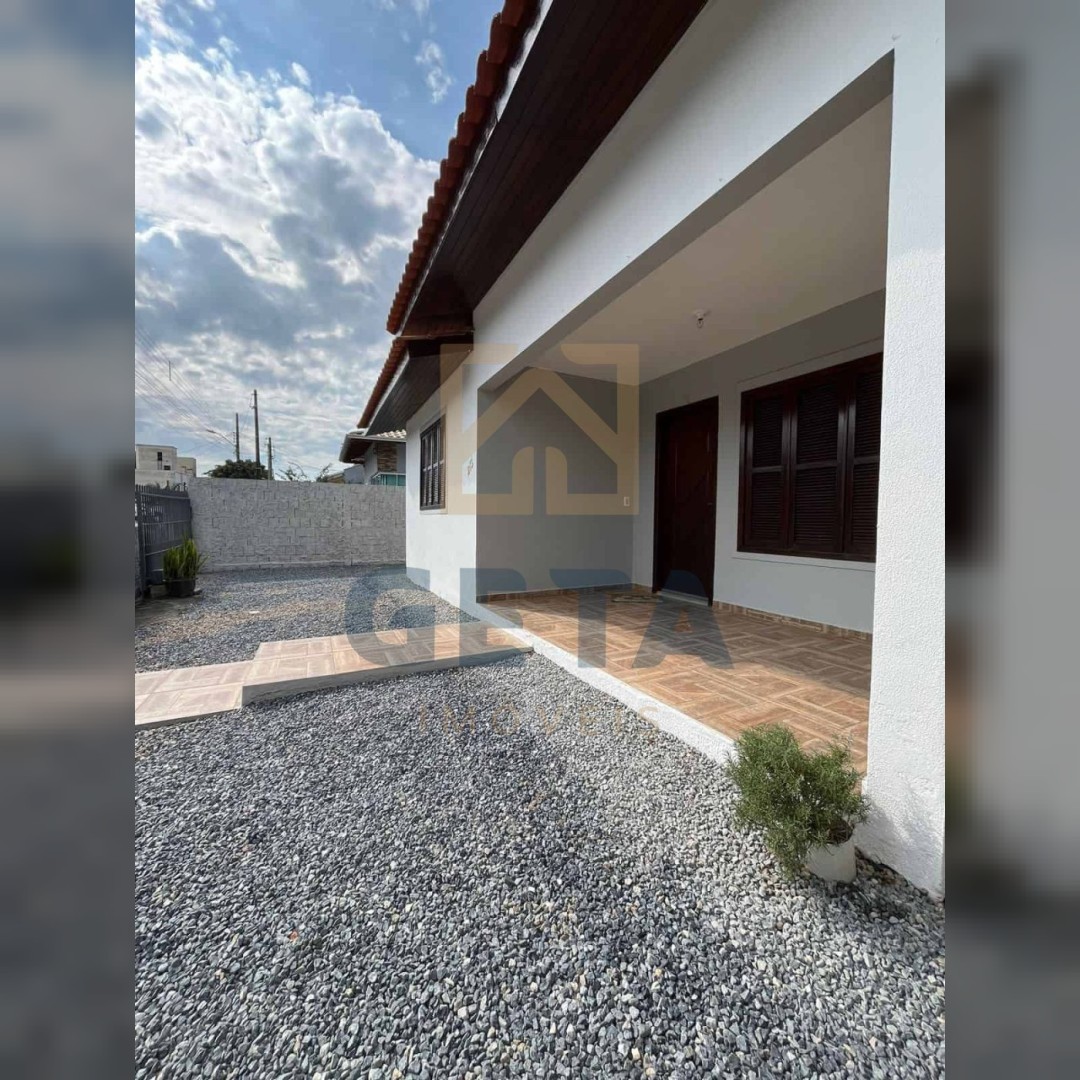 Casa 3 quartos para Venda no bairro Perequê em Porto Belo