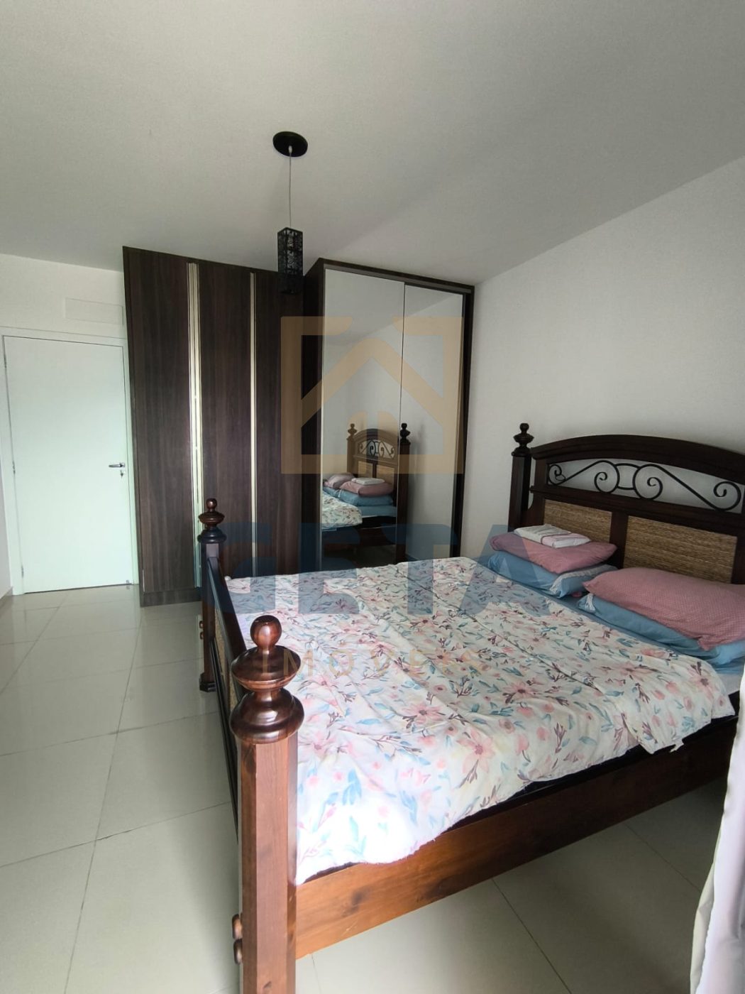 Sobrado à venda no bairro Santa Regina – Camboriú/SC
