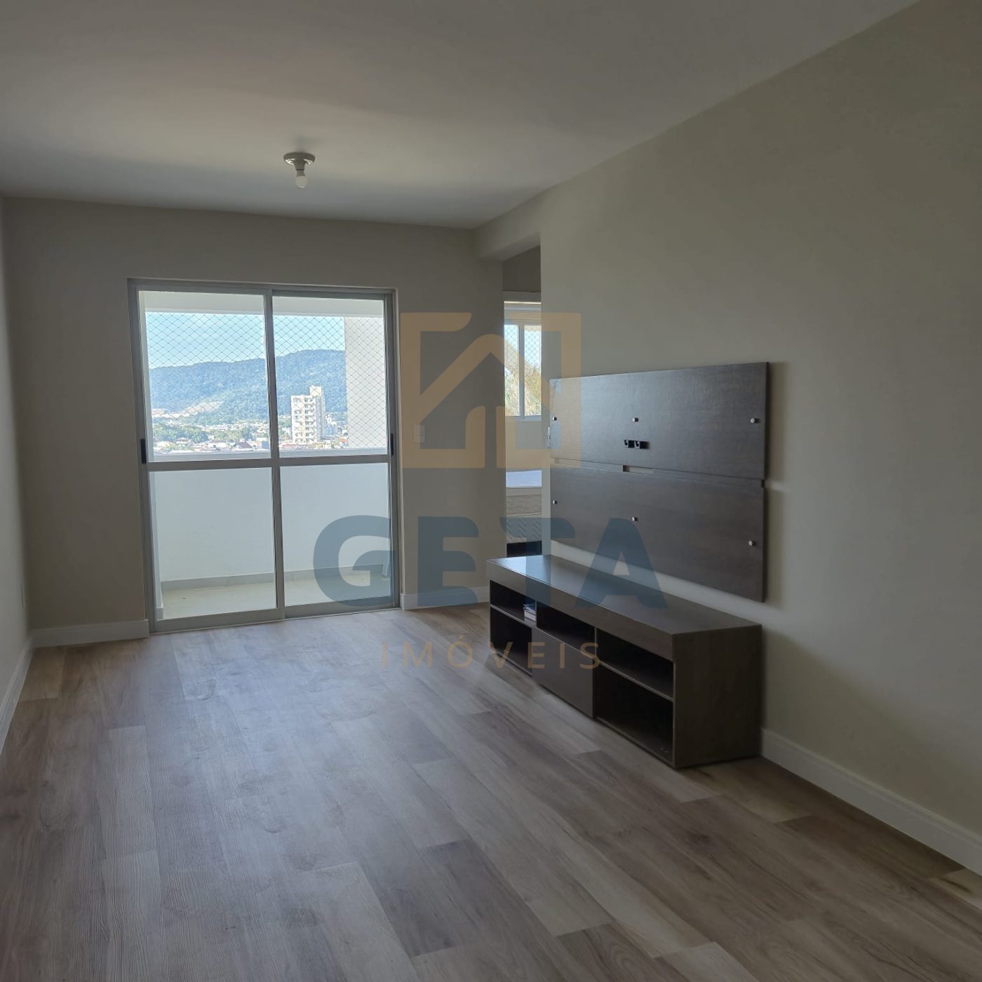 Apartamento 2 quartos para Venda no bairro Lídia Duarte em Camboriú