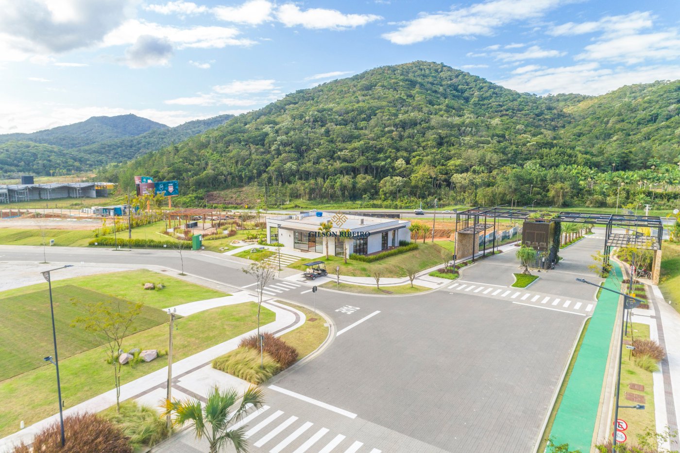 Seu Terreno dos Sonhos no condomínio Colinas De Camboriú Village