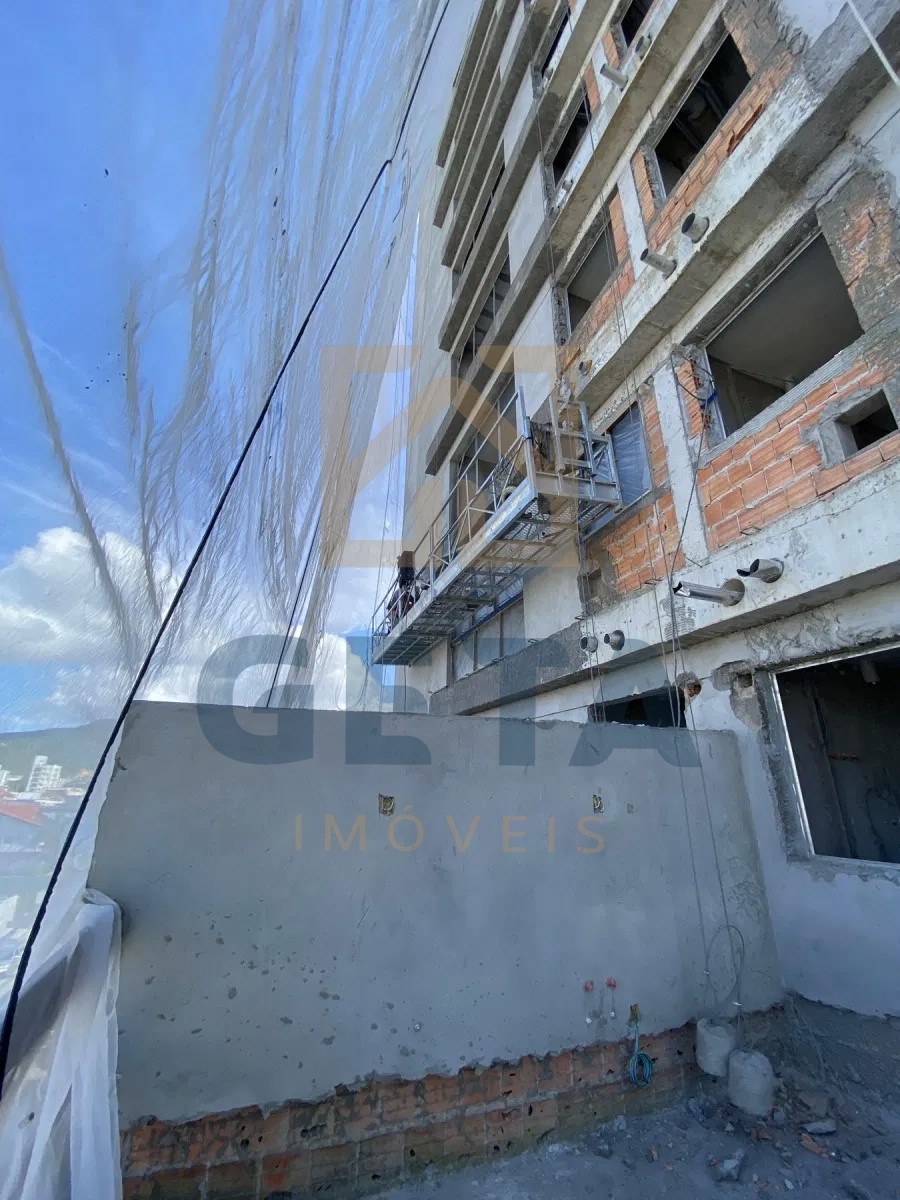 Viva com Estilo: Apartamento de 2 ou 3 Suítes no Centro de Camboriú