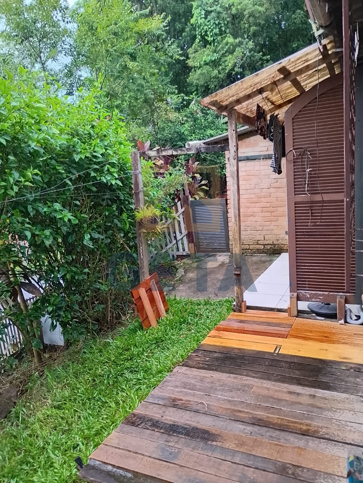🏡 Terreno à Venda com Casa + Kitnet – Excelente Oportunidade! 